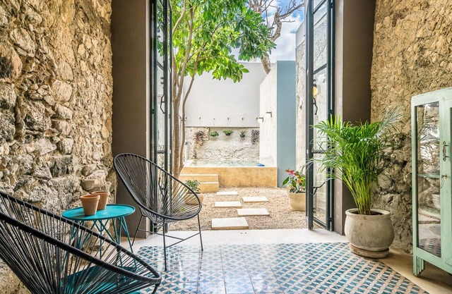 WONDERFUL CHARMING HOUSE, TASTEFULLY DECORATED, HISTORICAL CENTRE, POOL, CULTURE