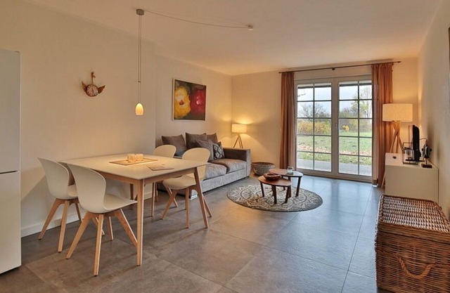 Wonderful, lovingly furnished apartment right on the Hemmelsdorfer See