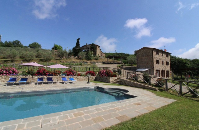 Wonderful private villa for 7 guests with private pool, TV and parking