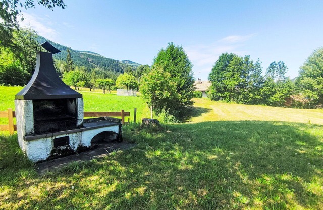 Wonderful private villa for 10 people with WIFI, TV, patio, pets allowed and parking