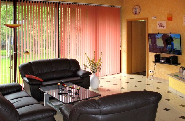 Wonderful private villa for 4 guests with TV, patio, pets allowed and parking