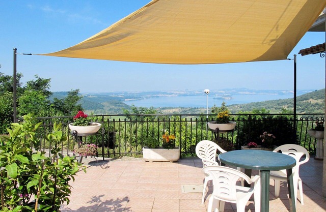 Wonderful private villa for 5 people with WIFI, TV, terrace, pets allowed and parking