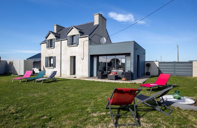 Wonderful private villa for 6 people with TV, terrace, pets allowed and parking