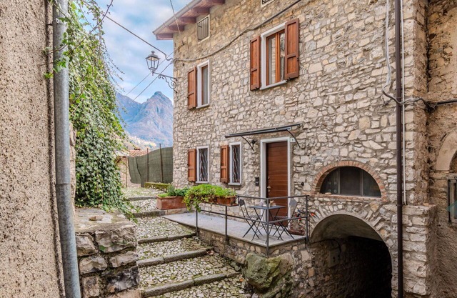 Wonderful private villa for 6 people with WIFI, TV, terrace, pets allowed and parking