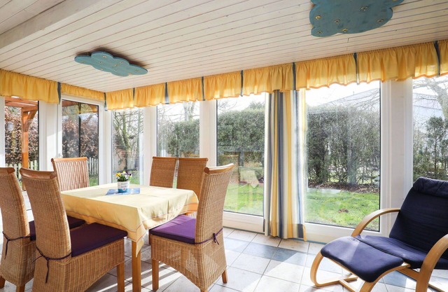 Wonderful private villa for 5 guests with TV, patio, pets allowed and parking