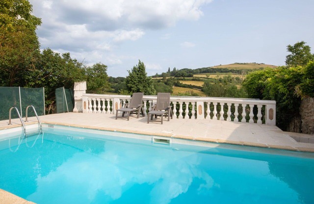 Wonderful private villa for 4 guests with WIFI, private pool, TV, patio and panoramic view