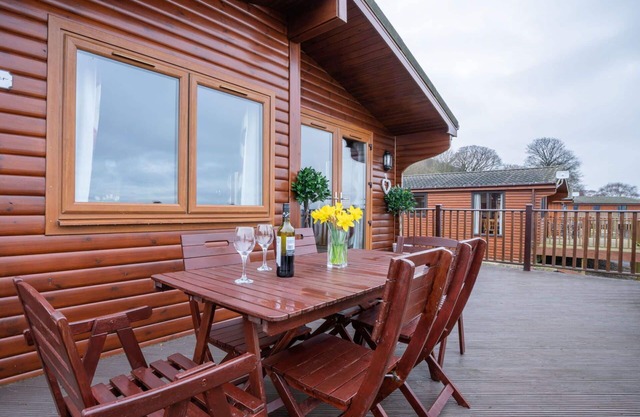 Wonderful private villa for 6 guests with WIFI, TV and balcony