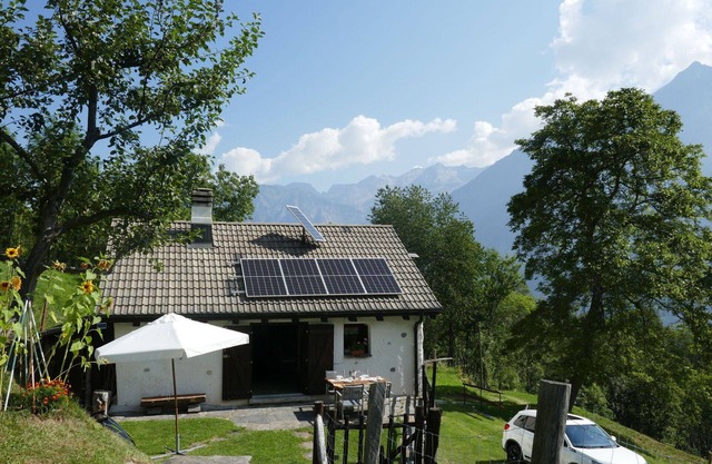 Wonderful private villa for 4 people with WIFI, TV, terrace, pets allowed and parking