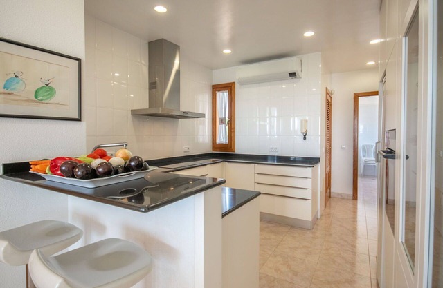 Wonderful private villa for 10 people with private pool, A/C, WIFI, TV, patio and parking