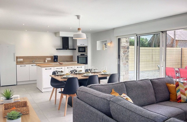 Wonderful private villa for 6 people with WIFI, TV, patio and parking