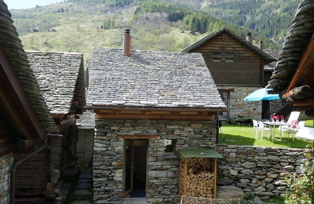 Wonderful private villa for 4 guests with parking