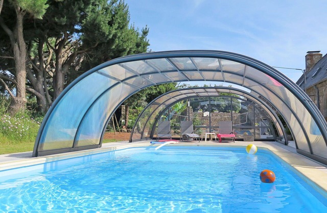 Wonderful private villa for 5 guests with pool, WIFI, TV, terrace and parking
