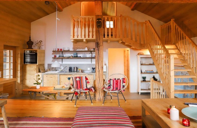 Wonderful private villa for 6 people with WIFI, terrace, pets allowed and parking