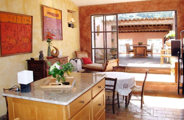 Wonderful private villa for 6 guests with A/C, WIFI, TV, terrace, pets allowed and parking