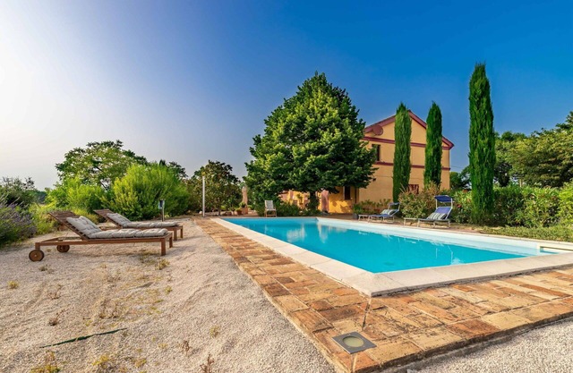 Wonderful private villa for 12 people with WIFI, private pool, TV, panoramic view and parking