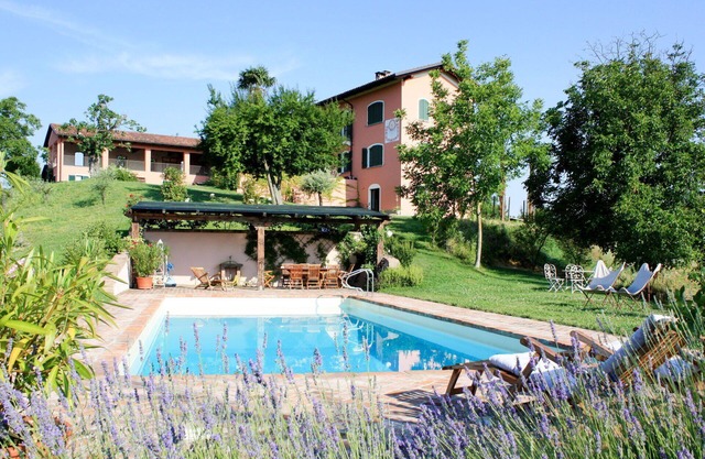 Wonderful private villa for 14 guests with private pool, WIFI, A/C, TV, patio and panoramic view