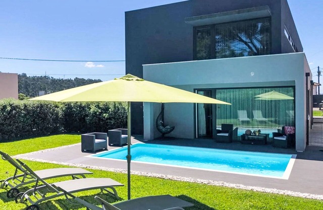 Wonderful private villa for 8 people with private pool, WIFI, TV and terrace