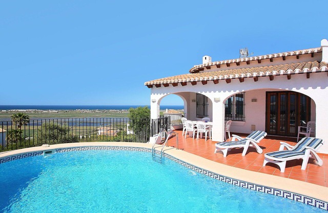 Wonderful private villa with A/C, private pool, WIFI, TV, terrace, panoramic view and parking