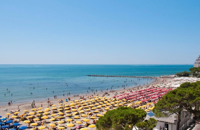 Wonderful Seaview Flat for 4 Guests - Beahost