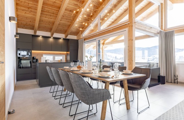 Wonderful ski in-ski out lodge with sauna