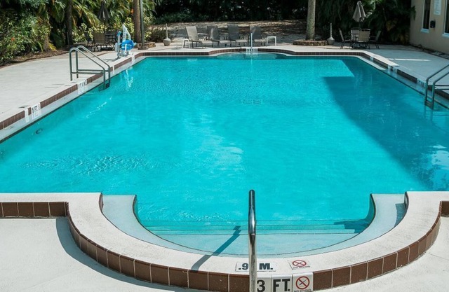 Wonderful Stay! 4 Lovely Units, Pool, Parking