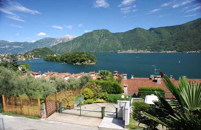 Wonderful view of Lake Como Island - Free Wifi