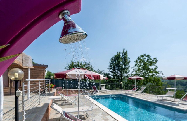 Wonderful villa for 8 people with WIFI, pool, A/C, TV, terrace, pets allowed and parking