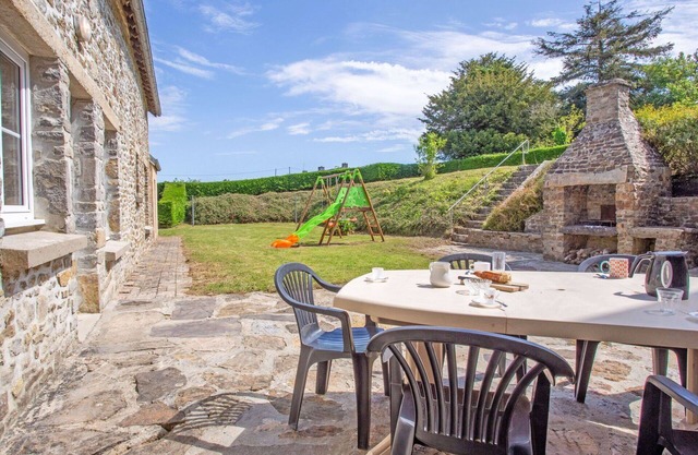 Wonderful villa for 6 people with WIFI, TV, terrace and pets allowed