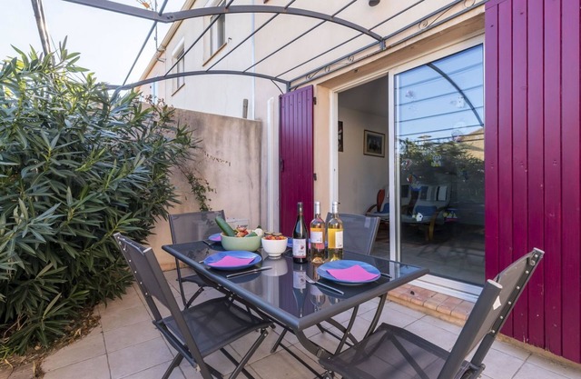 Wonderful villa for 4 guests with WIFI, A/C, TV, terrace and parking