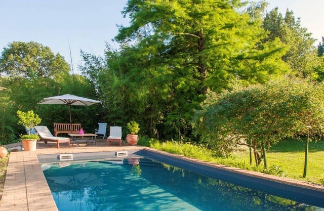 Wonderful villa on Lake Bolsena with swimming pool and large garden