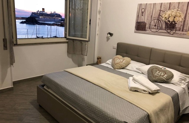 Wonderful waterfront apartment on the Port of Civitavecchia - Centro