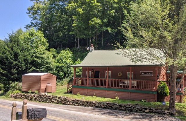 Woodard Cabin in Sylva