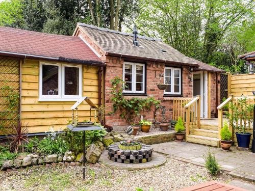 Woodcarver's Cottage