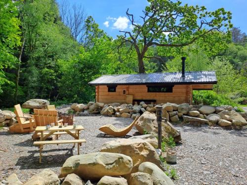 Woodcutters' Cabin Authentic Log Cabin Talybont Aberystwyth SY245DW
