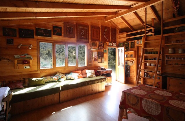 WOODEN CHALET BARCELONA MOUNTAIN BEACH with SEA VIEW