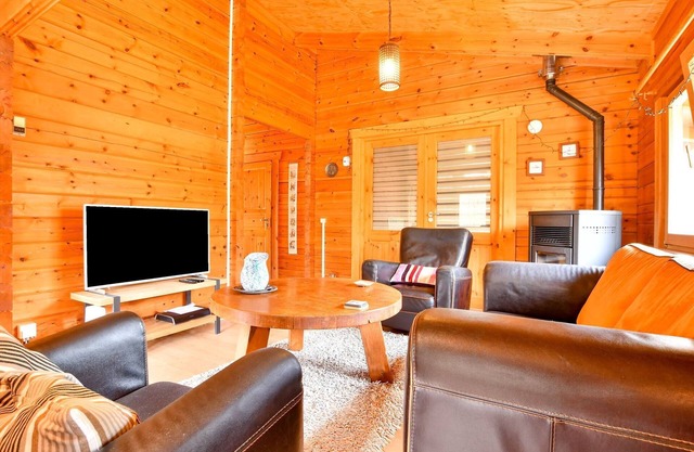 Wooden Holiday Home in Meijel with Private Garden