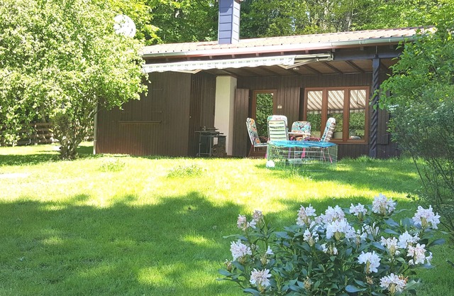 Wooden house in the countryside - far away from the hustle and bustle of everyday life lies our vacation home-Am-Wäldchen