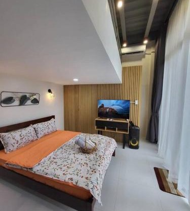 Woodenlights Villa with Pool