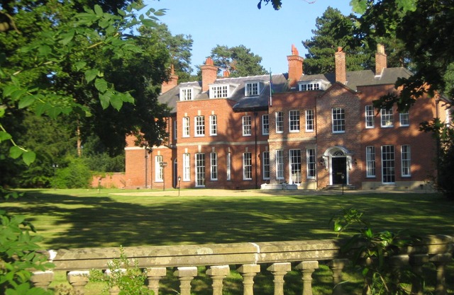 Woodhall Spa Manor - Stylish Secret escape