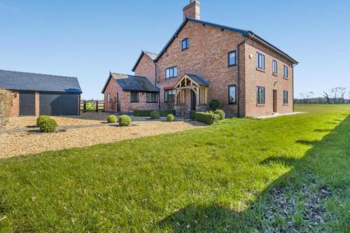 Woodhouse Grange