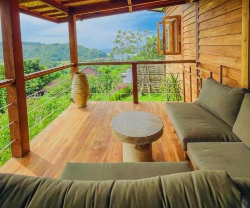 Woodhouse - Simple Life in South Lombok