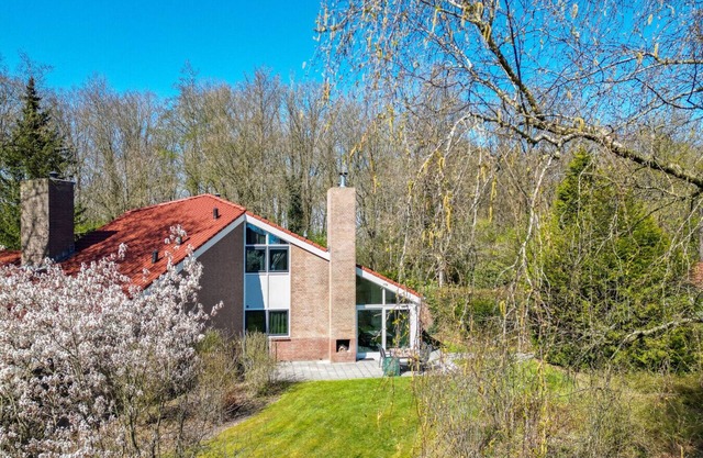 Woodpecker I Modern Bungalow near the Forest