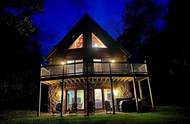 Woodsy Cabin Escape |Apple Canyon Lake near Galena