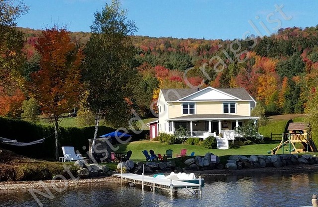 WOW! Must Read "Reviews" on this 4-5 BR. 2 BA. w/Game Rm Lake Front Home