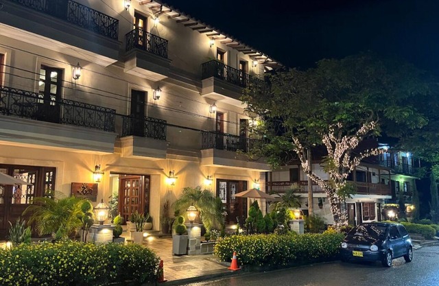 WR BOUTIQUE HOTEL