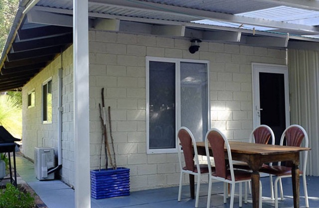 Wrenwood Chalets Caves road unit 3