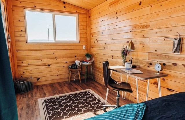 Writer's Nook - Epic Stars & Sunsets - Close to Zion