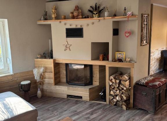 Wunderschöne Ferienwohnung mit Kamin in Göritz 07927 Hirschberg