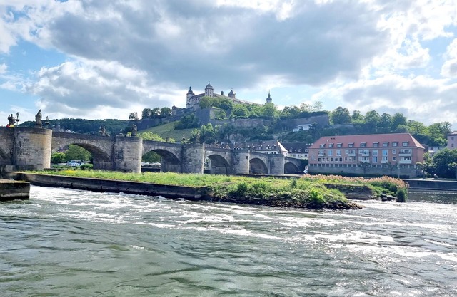 Würzburg city center with garage