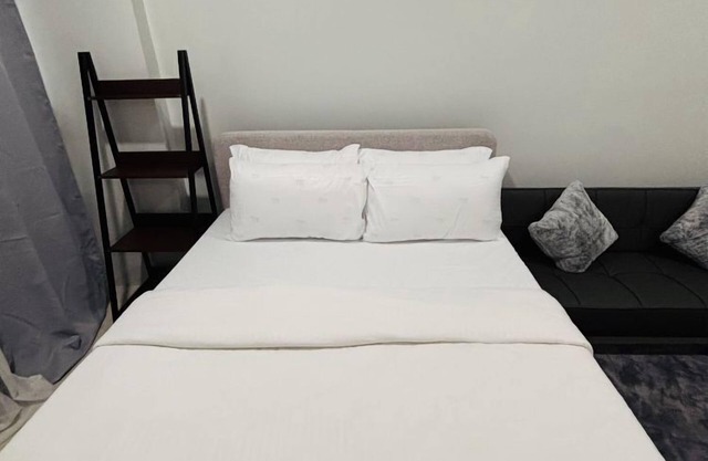 WV Towers Studio Escape with Shared Facilities